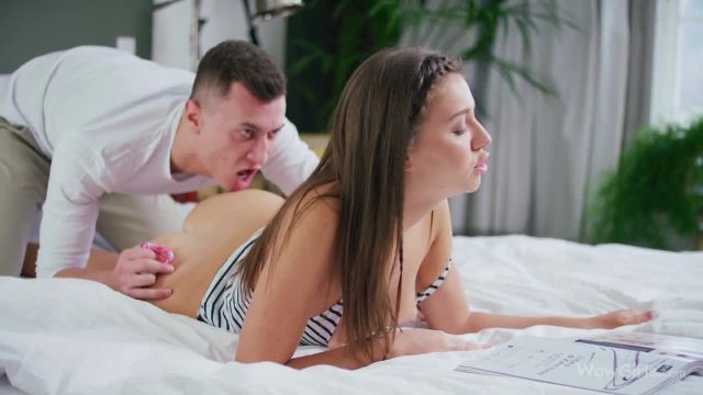 WOWGIRLS Dixie Brown практикует анальный секс со своим парнем - 3